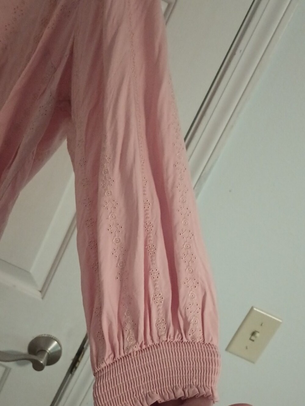 torrid Blush Pink Eyelet Button-Front Blouse - Picture 5 of 6